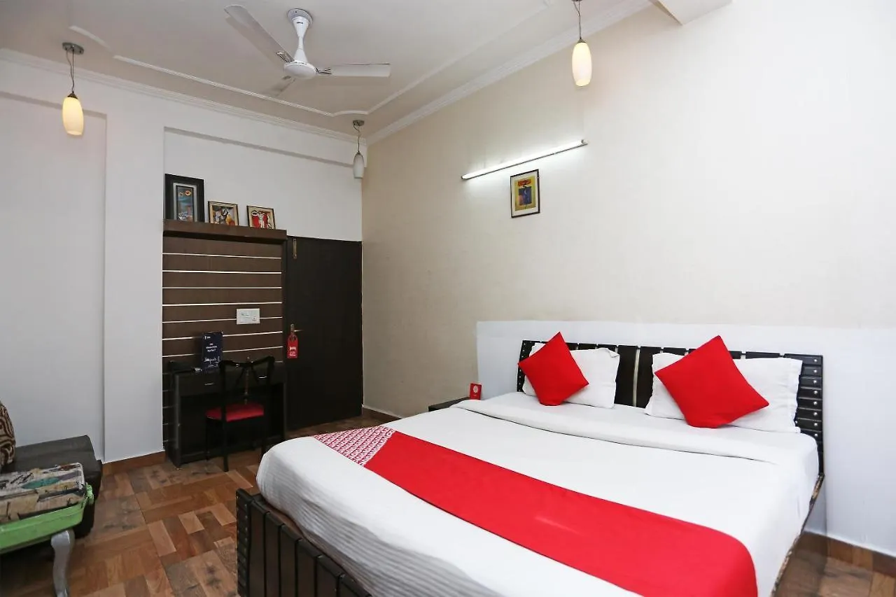 Oyo 3650 City View Brothers Gurgaon