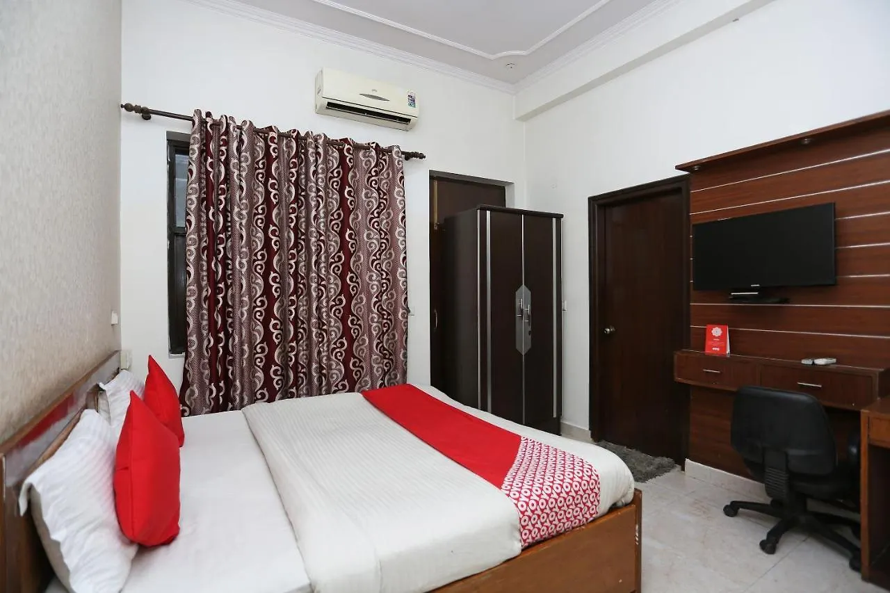 Oyo 3650 City View Brothers Gurgaon