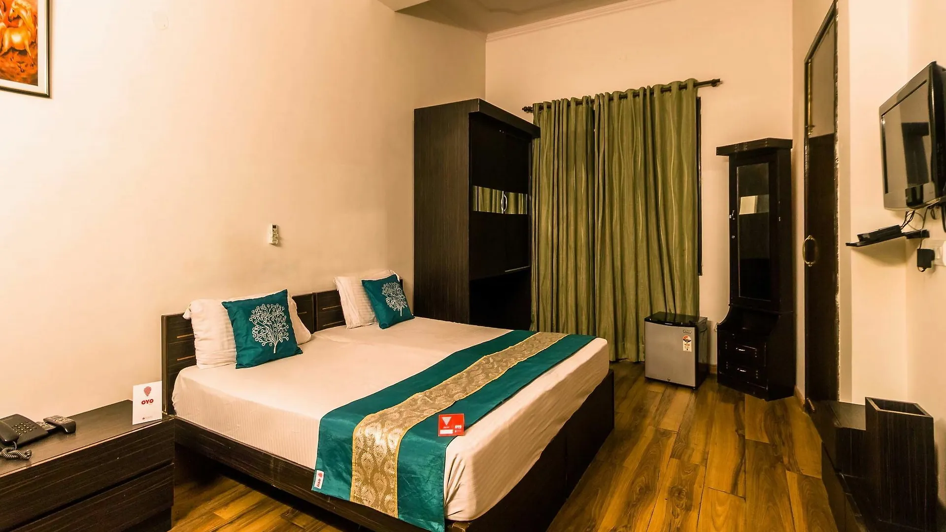 Hotel Oyo 3650 City View Brothers Gurgaon